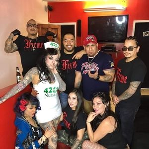 Meet your Posher, Wops